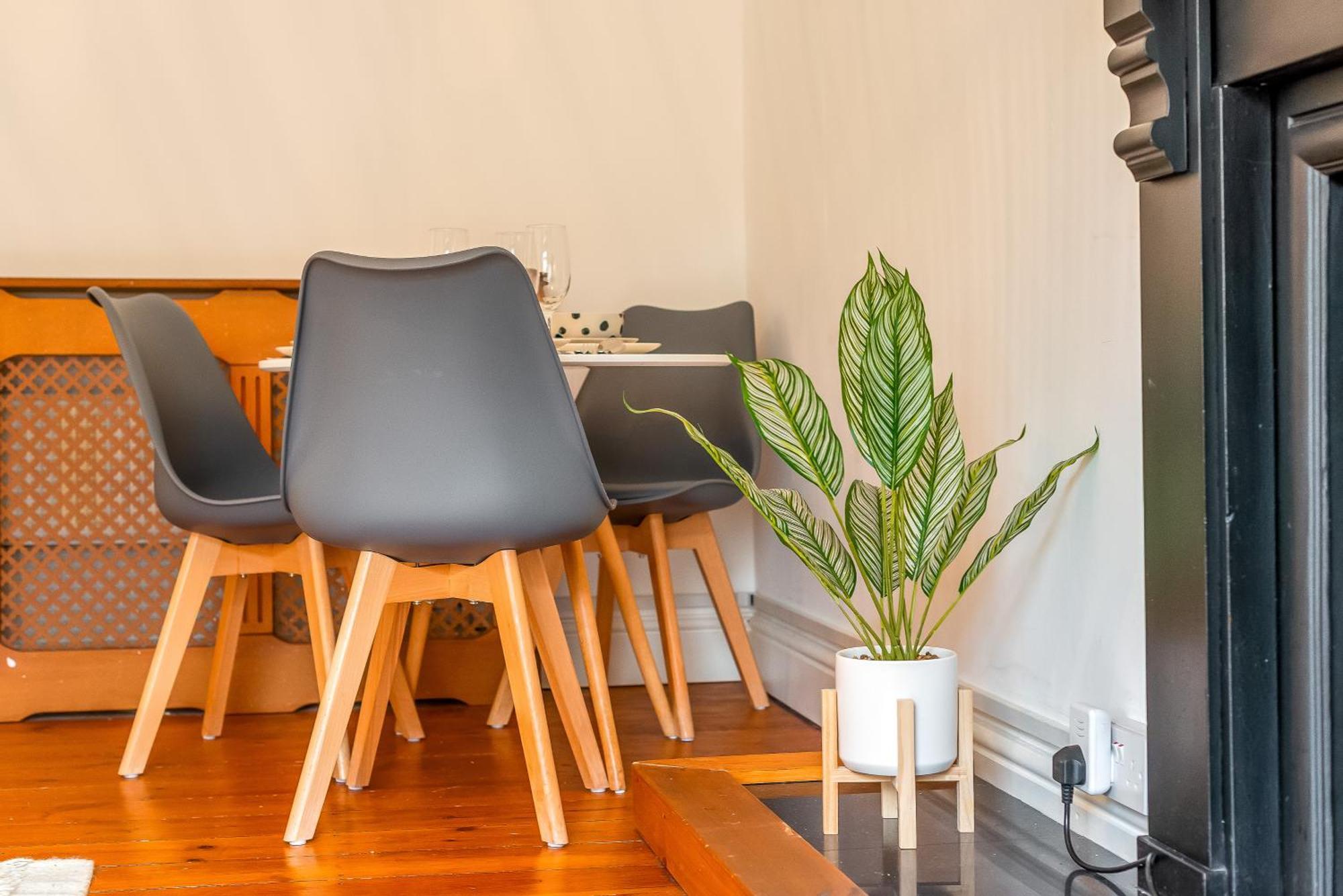 The Nest Superb Apartment In Afan Forest Bike Park By Staystaycations Port Talbot Buitenkant foto